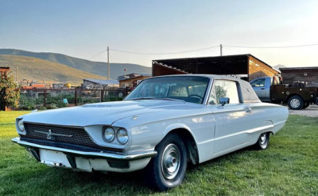 1966 Ford thunderbird