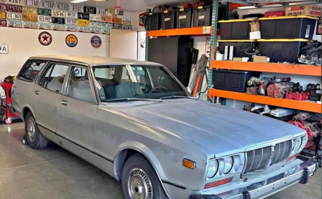 1978 Datsun Nissan 810 station wagon