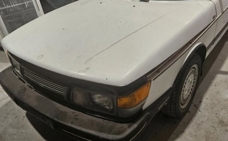 1984 Saab 900
